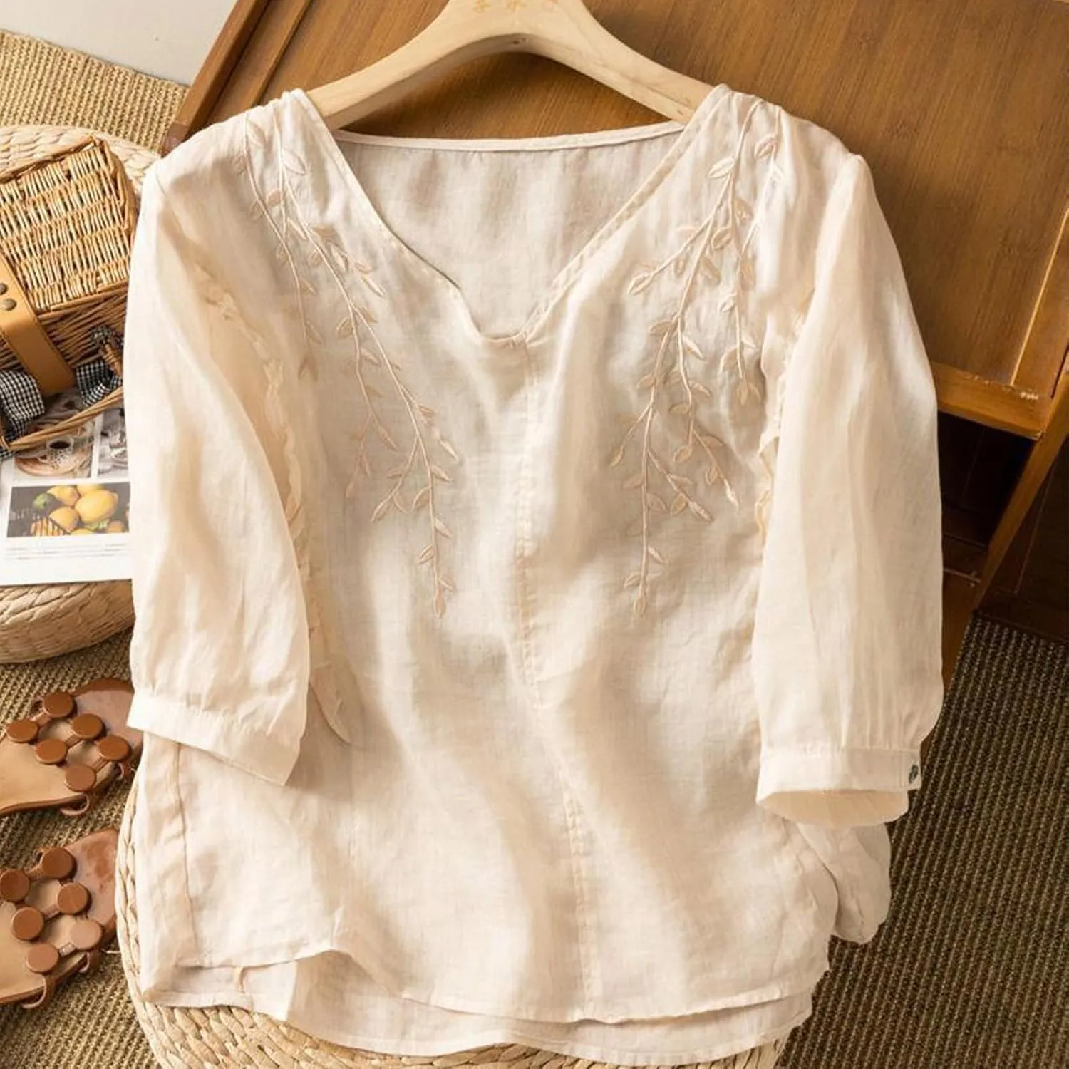 Cotton Linen Tops for Women Summer Casual 3/4 Sleeve T Shirts Lightweight Ethnic Style Embroidery Blouses Tees
