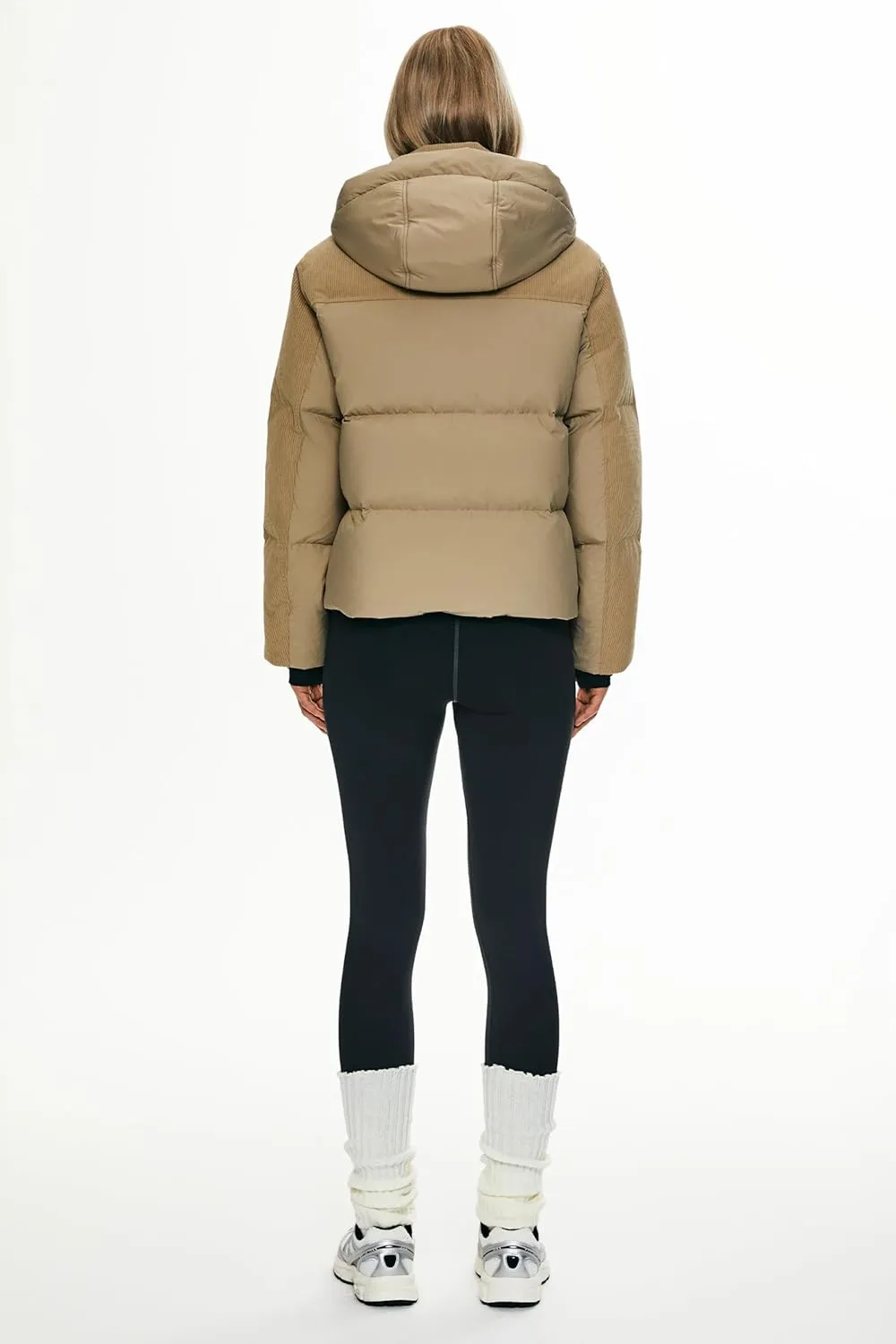 Orolay Women's Cropped Puffer Jacket Winter Hooded Zip Quilted Down Coat Warm Corduroy Fashion Outerwear with Pockets