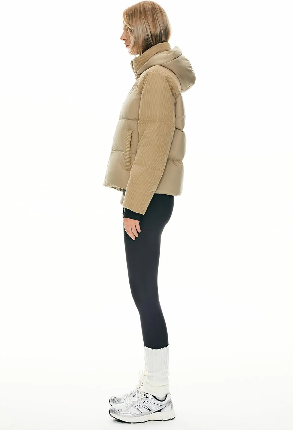 Orolay Women's Cropped Puffer Jacket Winter Hooded Zip Quilted Down Coat Warm Corduroy Fashion Outerwear with Pockets