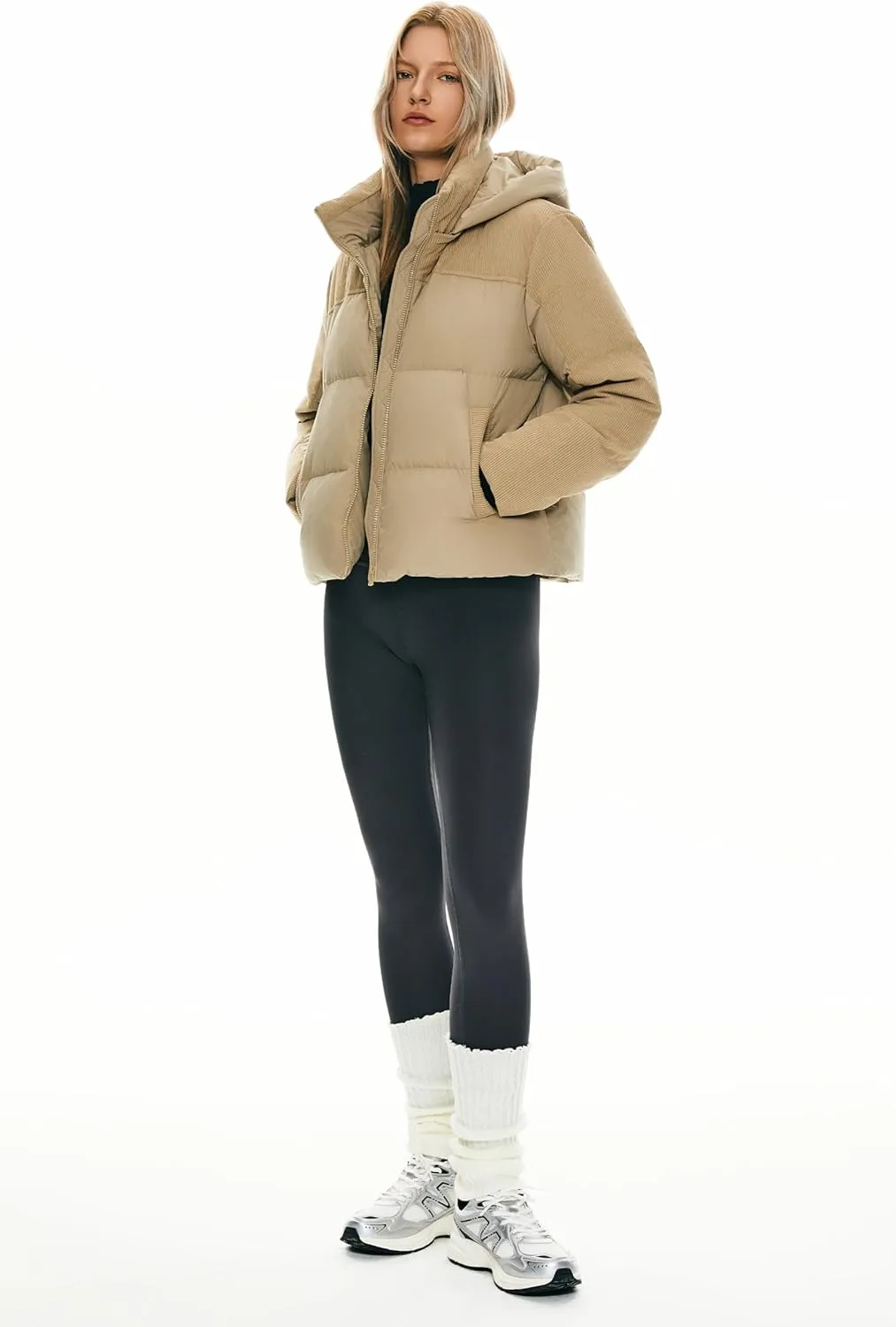 Orolay Women's Cropped Puffer Jacket Winter Hooded Zip Quilted Down Coat Warm Corduroy Fashion Outerwear with Pockets